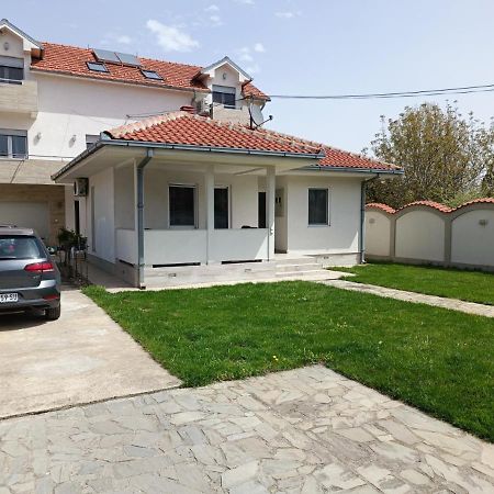 Serbian Home With Garden Krnjaca Zewnętrze zdjęcie