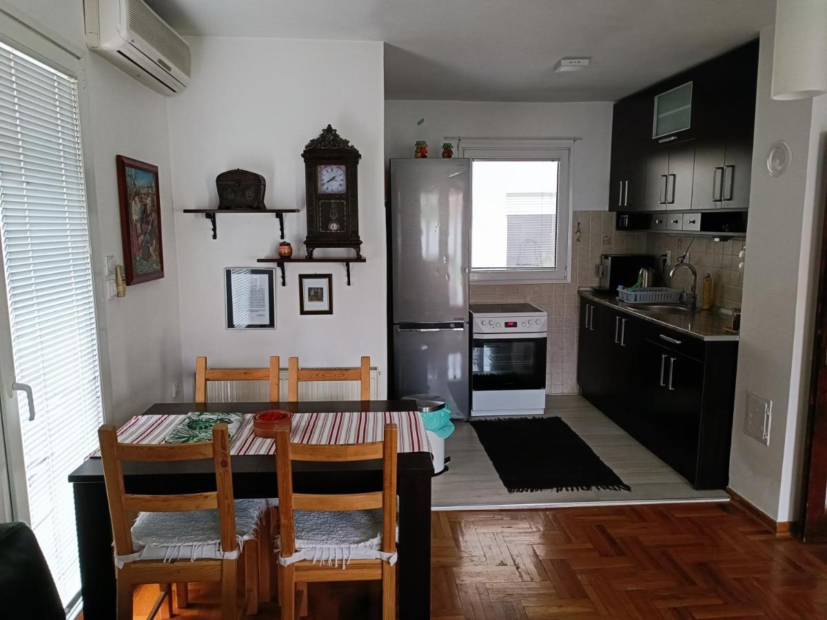 Serbian Home With Garden Krnjaca Zewnętrze zdjęcie