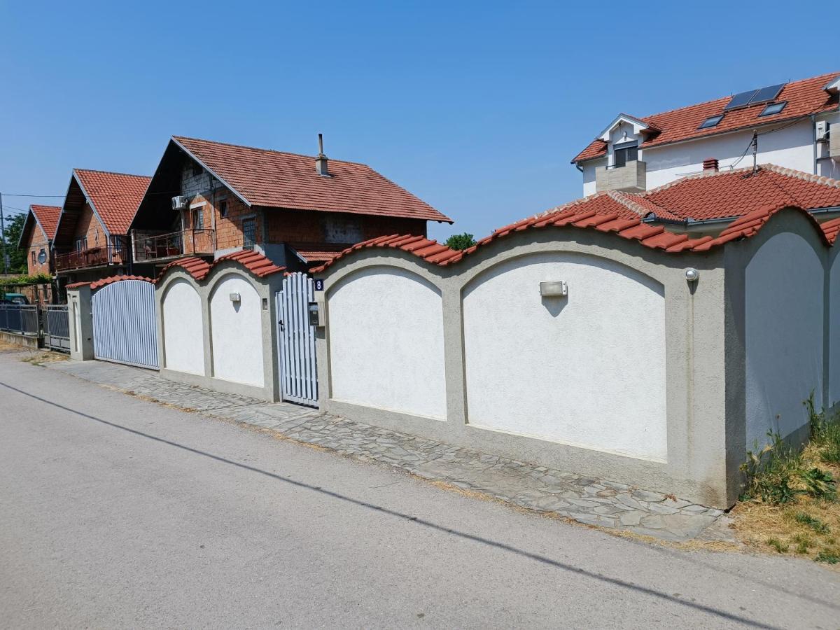 Serbian Home With Garden Krnjaca Zewnętrze zdjęcie